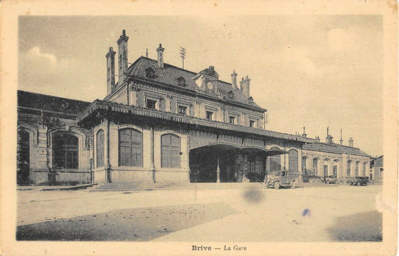 Carte postale ancienne Brive La Gare