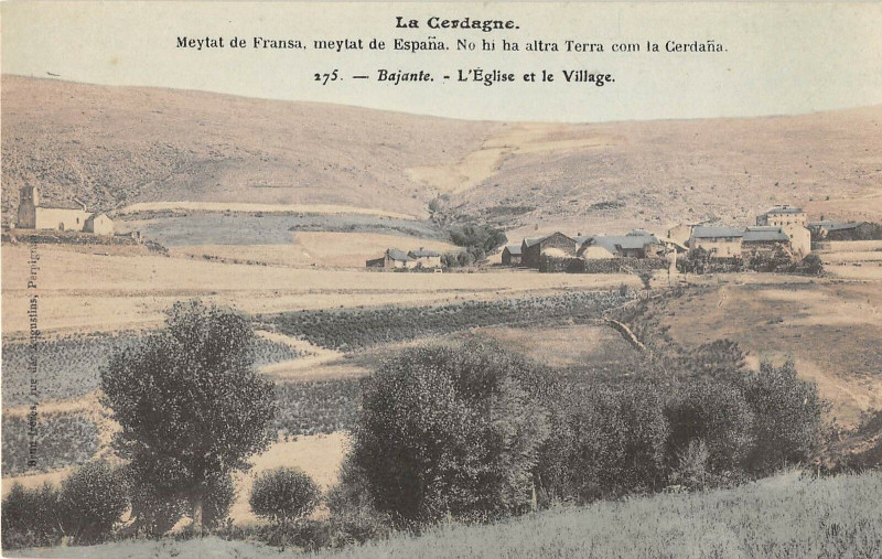 Carte postale ancienne Bajante L'Eglise Et Le Village