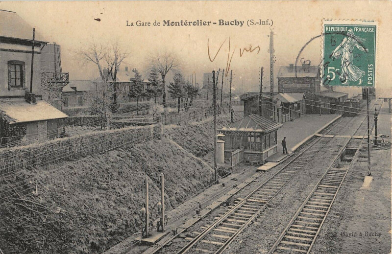 Carte postale ancienne La Gare De Monterolier Buchy à Montérolier