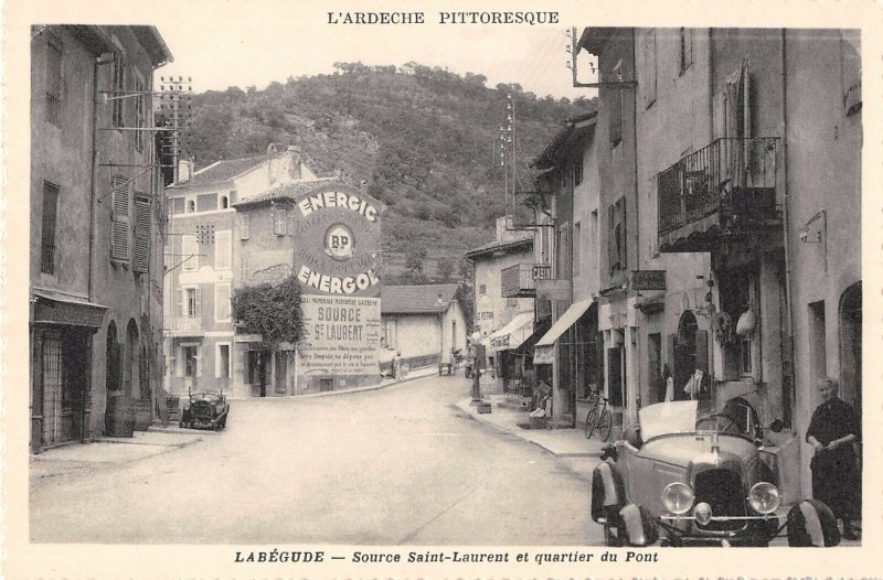 Carte postale ancienne Labegude Source Saint-Laurent à Labégude