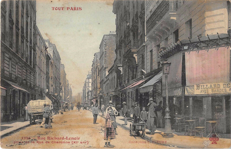 Carte postale ancienne Tout Paris XIe Rue Richard Lenoir Pris De La Rue De Charonne à Paris 11e