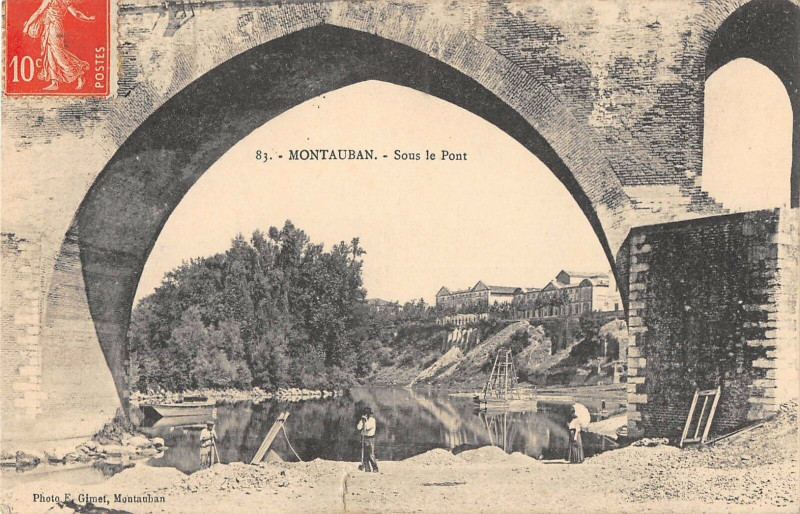Carte postale ancienne Montauban  Sous Le Pont à Montauban