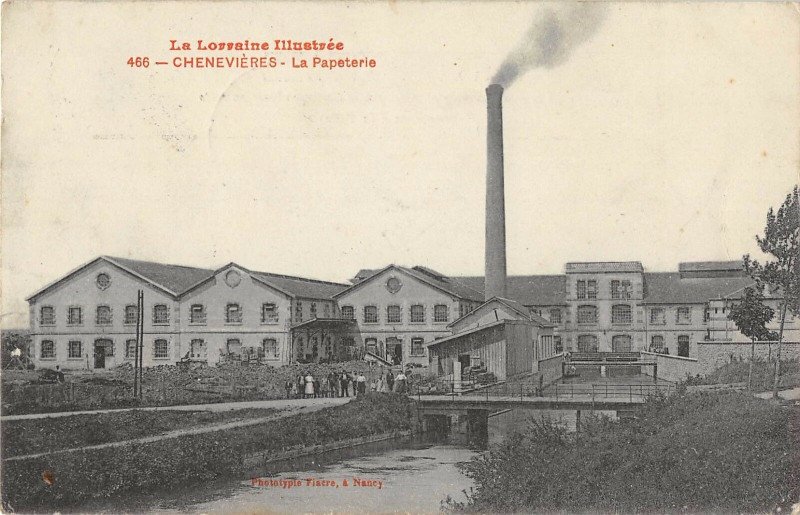 Carte postale ancienne Chenevieres La Papeterie à Chenevières
