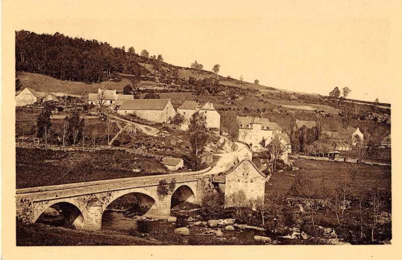 Carte postale ancienne La Chaldette Station Thermale