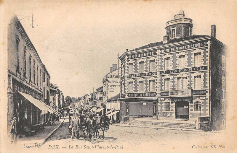 Carte postale ancienne Dax Rue St Vincent De Paul (dos non divisé) à Dax