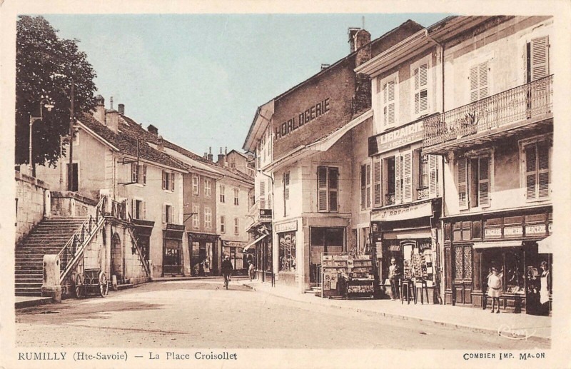 Carte postale ancienne Rumilly La Place Croisollet à Rumilly