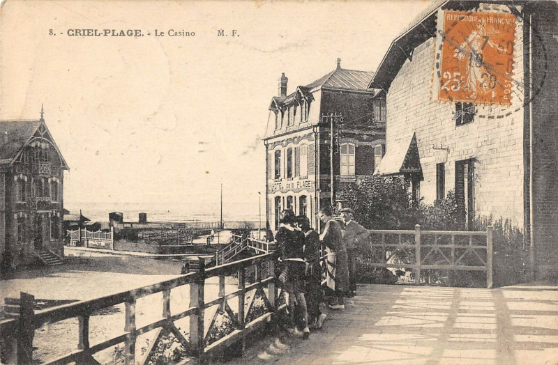 Carte postale ancienne Criel Plage Le Casino (cpa pas courante
