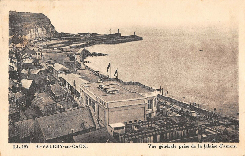 Carte postale ancienne Saint Valery En Caux Vue Generale Prise De La Falaise D'Amont à Ry