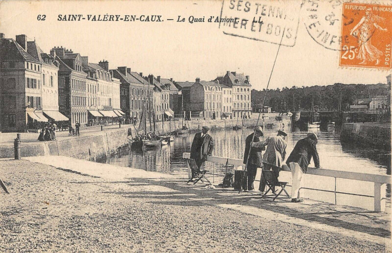 Carte postale ancienne Saint Valery En Caux Le Quai D'Amont à Ry