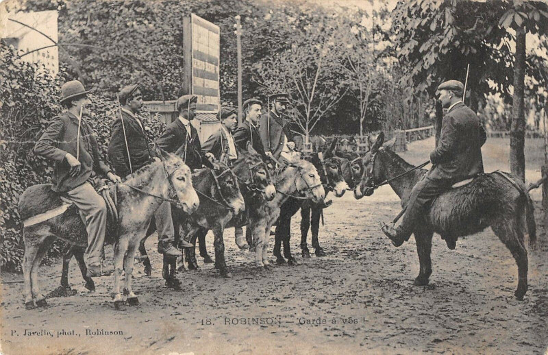 Carte postale ancienne Robinson Garde A VOS!