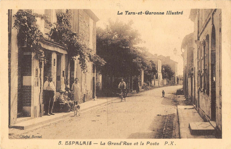 Carte postale ancienne Espalais La Grand Rue Et La Poste à Espalais