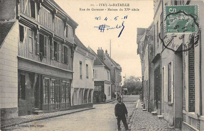 Carte postale ancienne Ivry La Bataille Rue De Garenne à Ivry-la-Bataille
