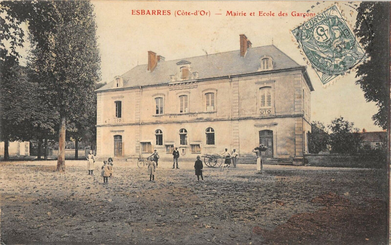 Carte postale ancienne Mairie et Ecole des Garçons à Esbarres