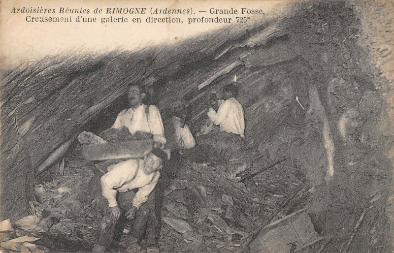 Carte postale ancienne Ardoisieres Reunies De Rimogne Grande Fosse Creusement D'Une Galerie à Rimogne