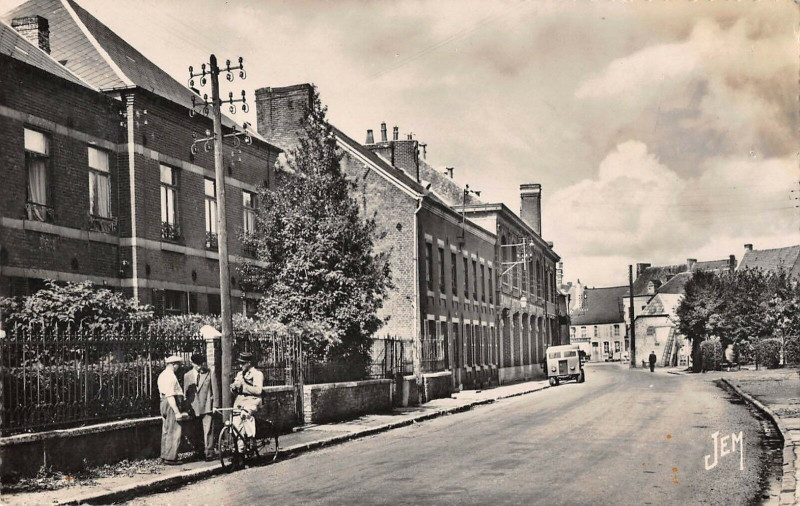 Carte postale ancienne Trelon Rue D'Ohain à Trélon