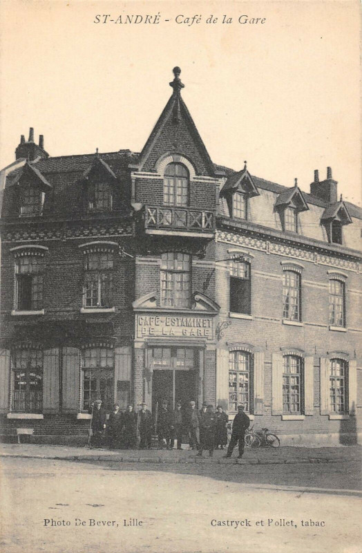 Carte postale ancienne Saint Andre Cafe De La Gare