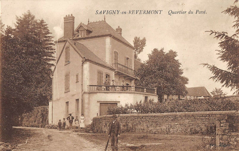 Carte postale ancienne Savigny En Revermont Quartier Du Pave à Mont