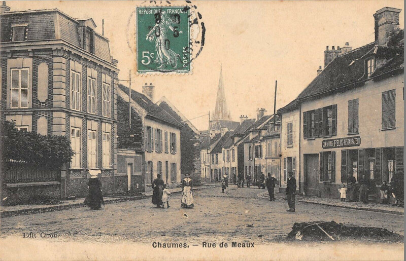 Carte postale ancienne Chaumes Rue De Meaux à Meaux