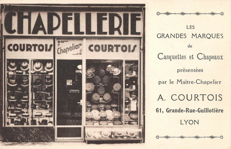 Carte postale ancienne Lyon Grande Rue Guillotiere Chapellerie Courtois Magasin à Lyon