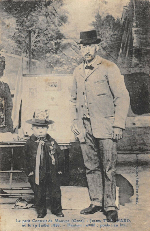 Carte postale ancienne Le Petit Conscrit De Mauves Julien Touchard à Ri