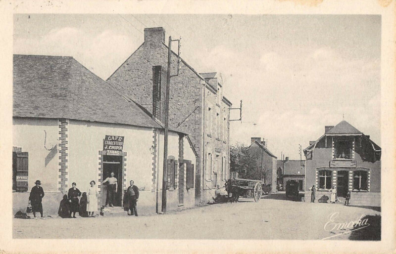 Carte postale ancienne Noyal Sous Brutz Place De La Mairie