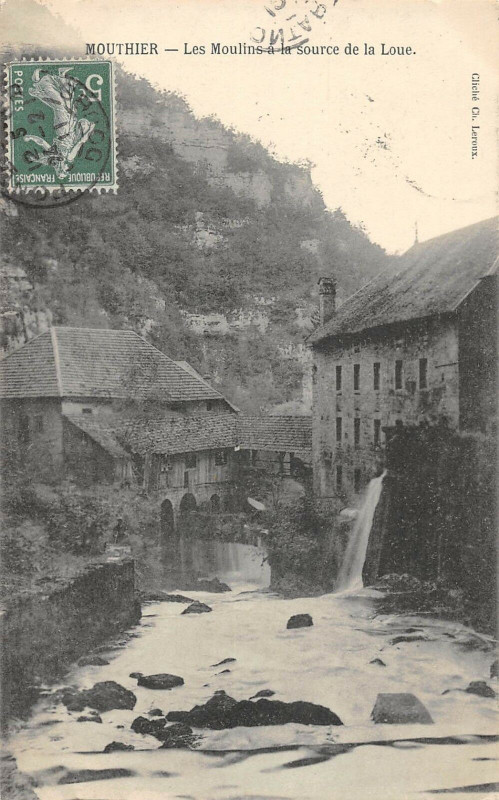 Carte postale ancienne Mouthier Les Moulins A La Source De La Loue