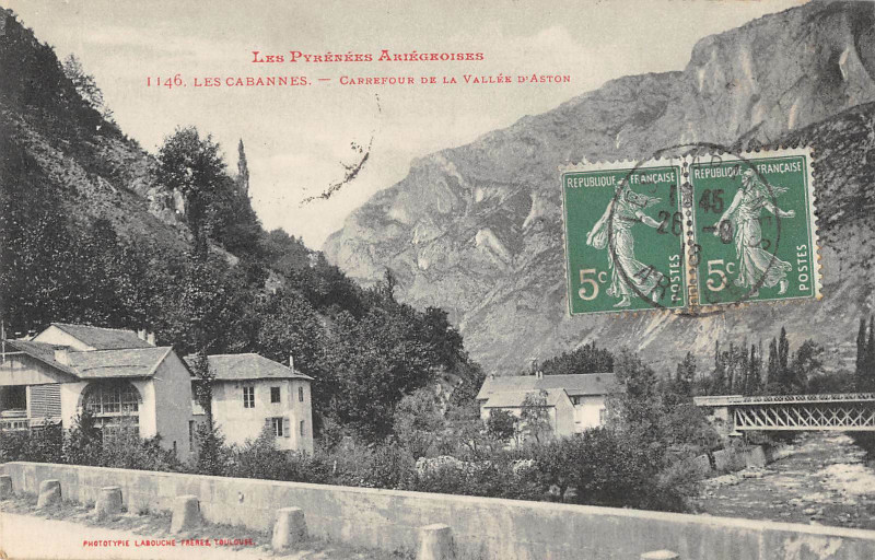 Carte postale ancienne Les Cabannes Carrefour De La Vallee D'Aston à Aston