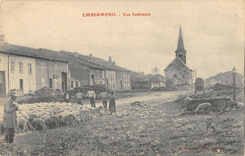Carte postale ancienne Embermenil Vue Interieure à Emberménil