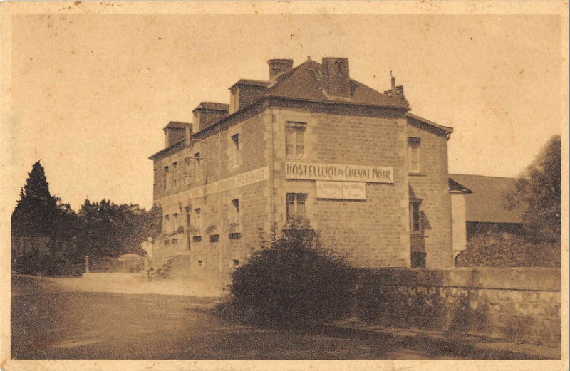 Carte postale ancienne Saint Michel Des Andaines Hostellerie Du Cheval Noir à Ri
