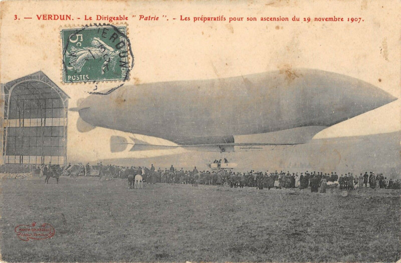 Carte postale ancienne Verdun Le Ballon Dirigeable Patrie Les Preparatifs 1907 à Verdun