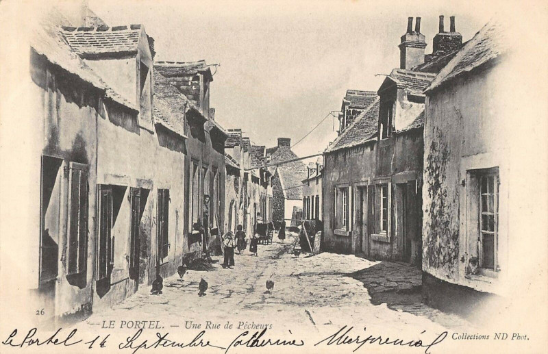 Carte postale ancienne Le Portel Une Rue De Pecheurs au Portel