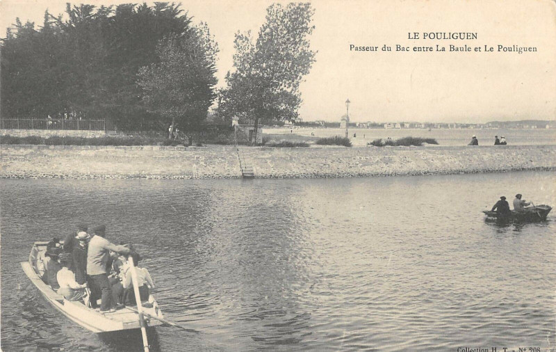 Carte postale ancienne Passeur Du Bac Entre La Baule Et Le Pouliguen au Pouliguen