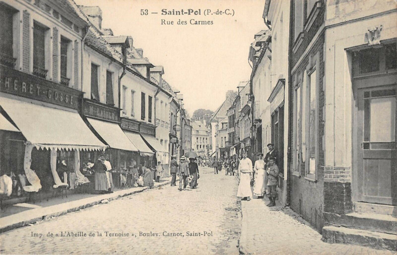 Carte postale ancienne Saint Pol Rue Des Carmes