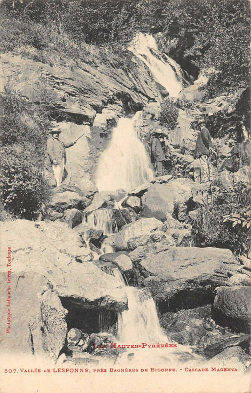 Carte postale ancienne Vallee De Lesponne Cascade Mangenta