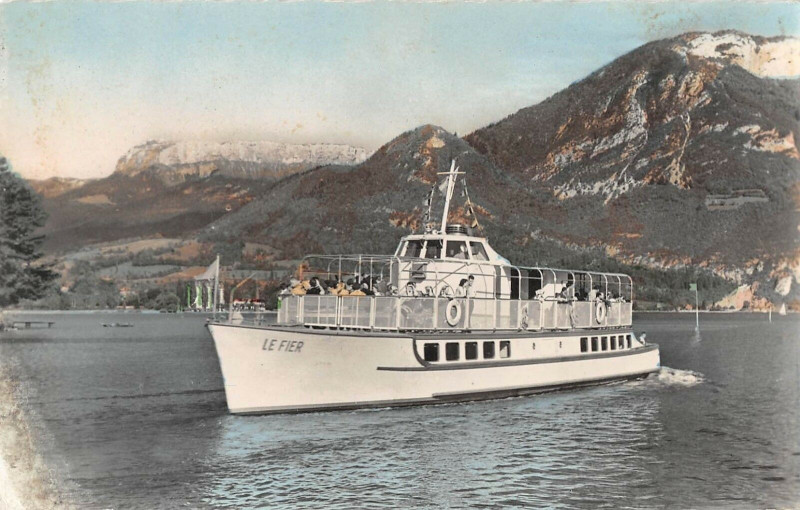 Carte postale ancienne Annecy Arrivee Du Fier Le Parmelan à Annecy
