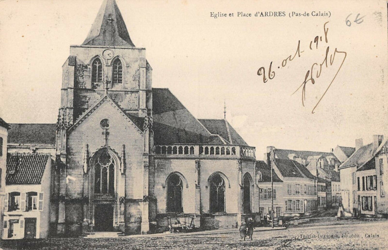 Carte postale ancienne Eglise Et Place D'Ardres à Ardres