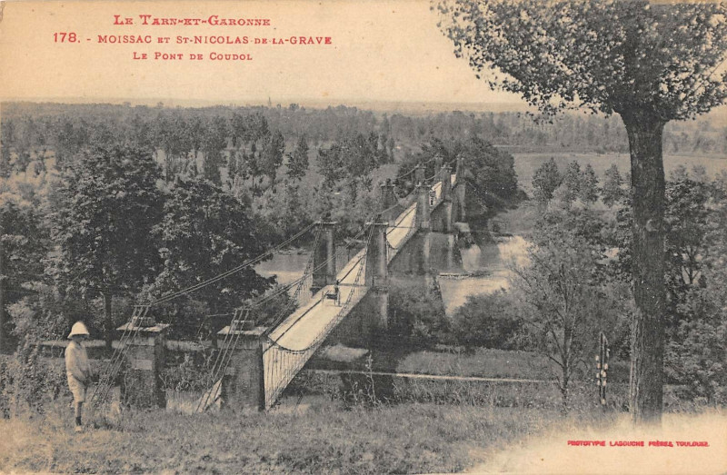 Carte postale ancienne Moissac Et Saint Nicolas De La Grave Le Pont De Coudol à Moissac