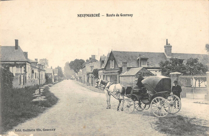 Carte postale ancienne Neufmarche Route De Gournay à Eu