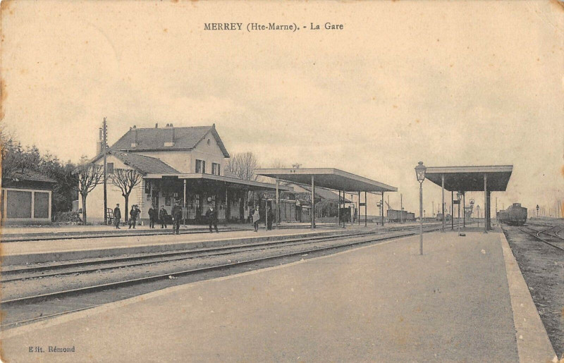 Carte postale ancienne Merrez La Gare