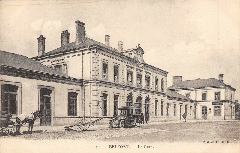 Carte postale ancienne Belfort La Gare à Belfort