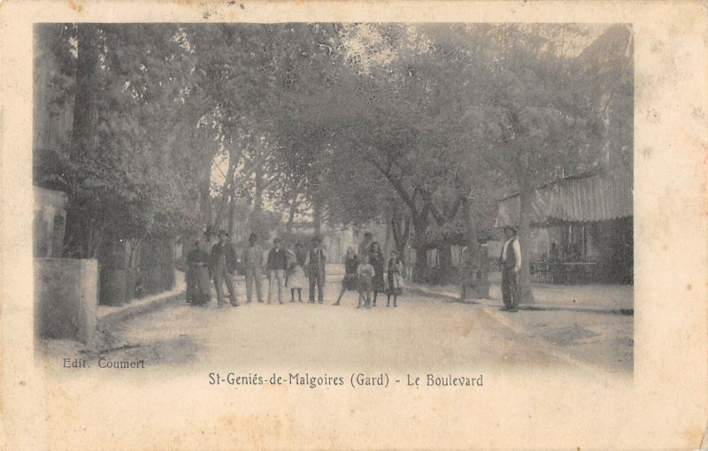 Carte postale ancienne Saint Genies De Malgoires Le Boulevard