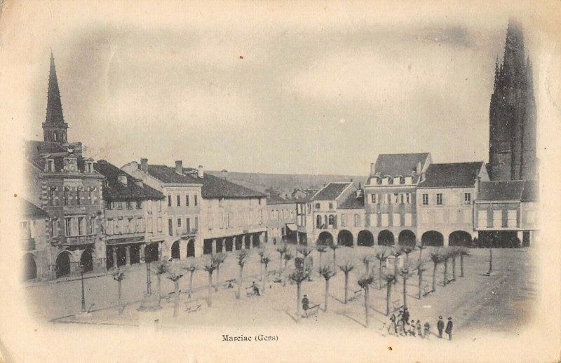 Carte postale ancienne Mauriac