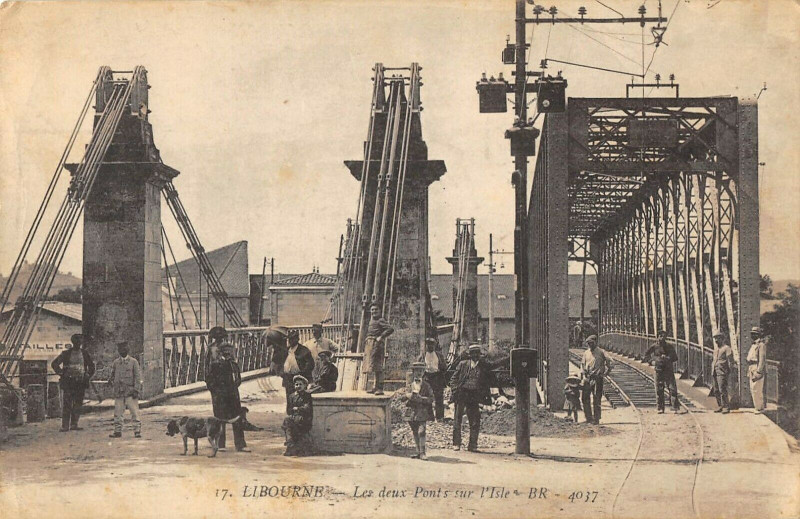 Carte postale ancienne Libourne Les Deux Ponts Sur L'Isle à Libourne