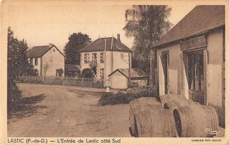 Carte postale ancienne Lastic L'Entree De Lastic Cote Sud à Lastic