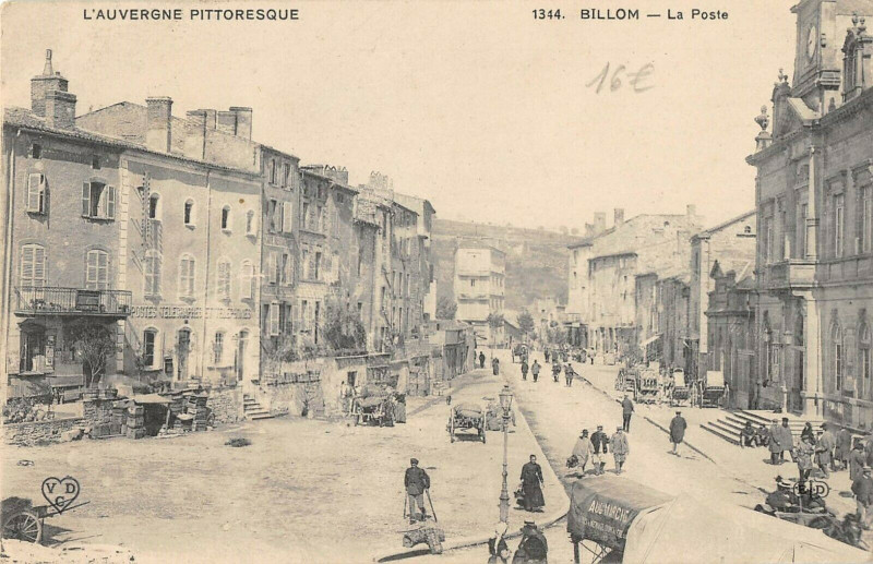 Carte postale ancienne Billom La Poste à Billom