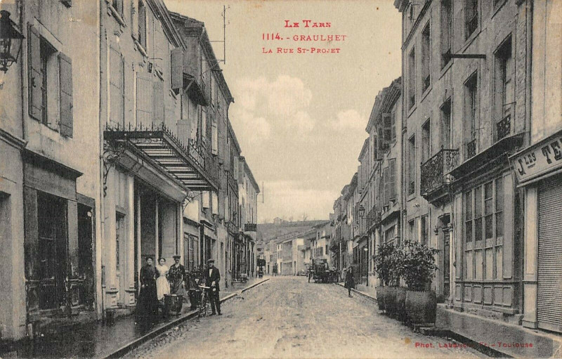 Carte postale ancienne Graulhet La Rue Saint Projet à Graulhet