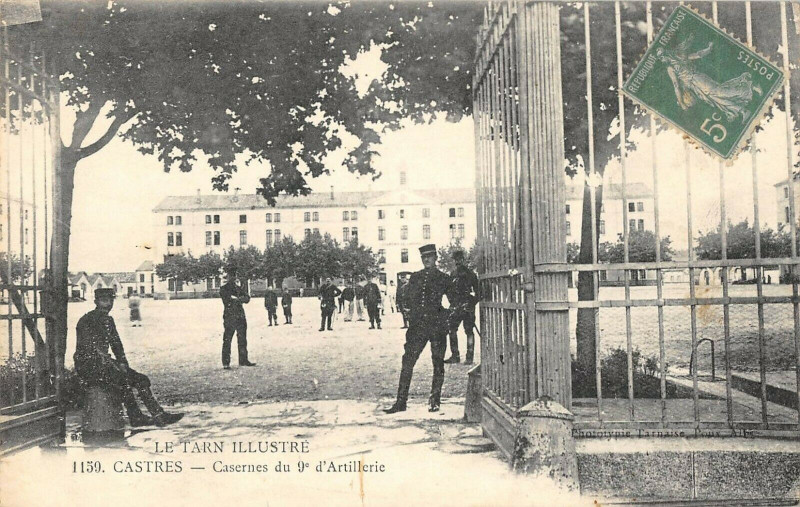 Carte postale ancienne Castres Caserne Du 9e D'Artillerie à Castres