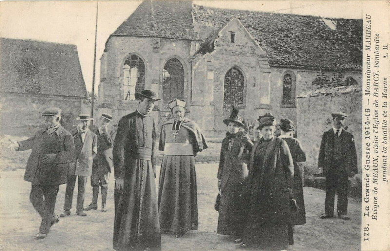Carte postale ancienne Monseigneur Marbeau Eveque De Meaux Visite Barcy à Meaux