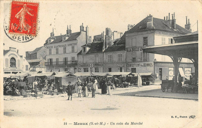 Carte postale ancienne Meaux Un Coin Du Marche à Meaux