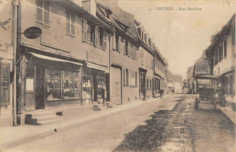 Carte postale ancienne Erstein Rue Merciere à Erstein